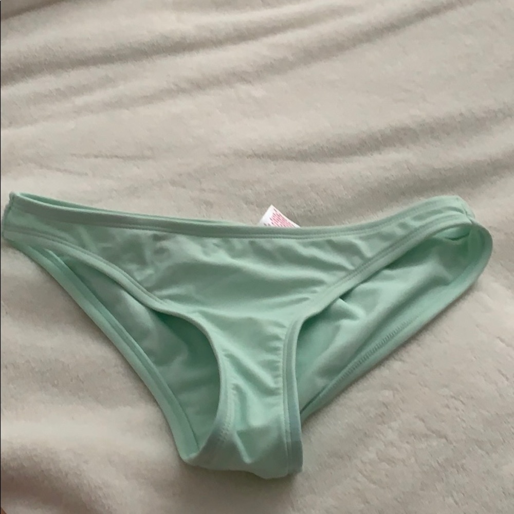 Bikini bottoms